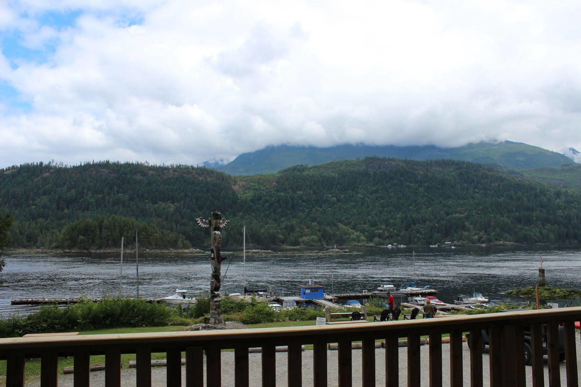 Backeddy Resort And Marina Egmont Zewnętrze zdjęcie